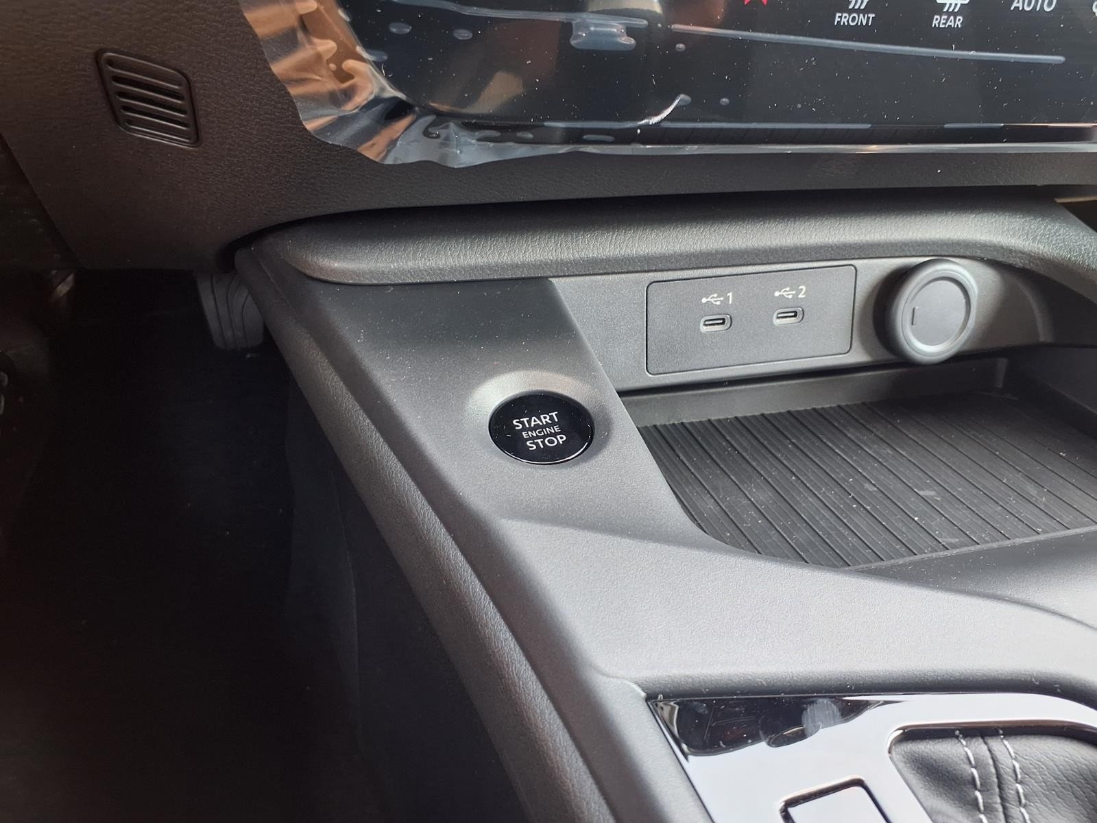 2027 Nissan Sentra photo 22 of 24