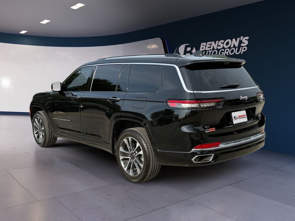Used 2022 Black Jeep Overland image 3