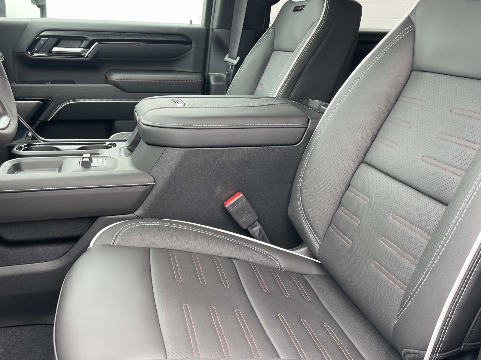 2026 GMC Sierra 2500HD AT4X - Photo 22