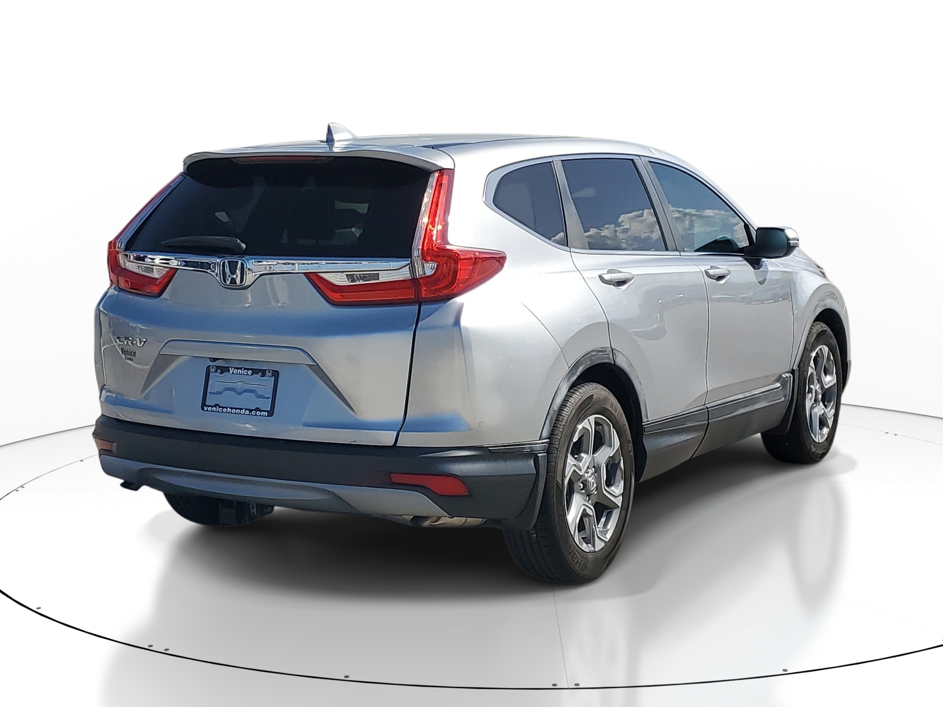 Used 2018 Silver Honda EX-L image 6