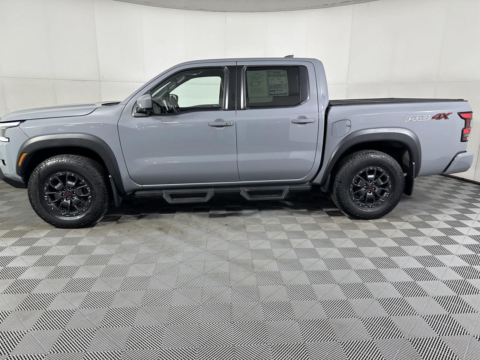 Used 2023 Boulder Gray Pearl Nissan PRO-4X image 5