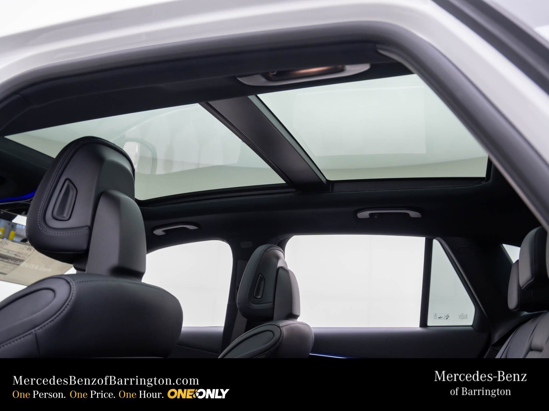 New 2026 Polar White Mercedes-Benz GLC 300 image 20