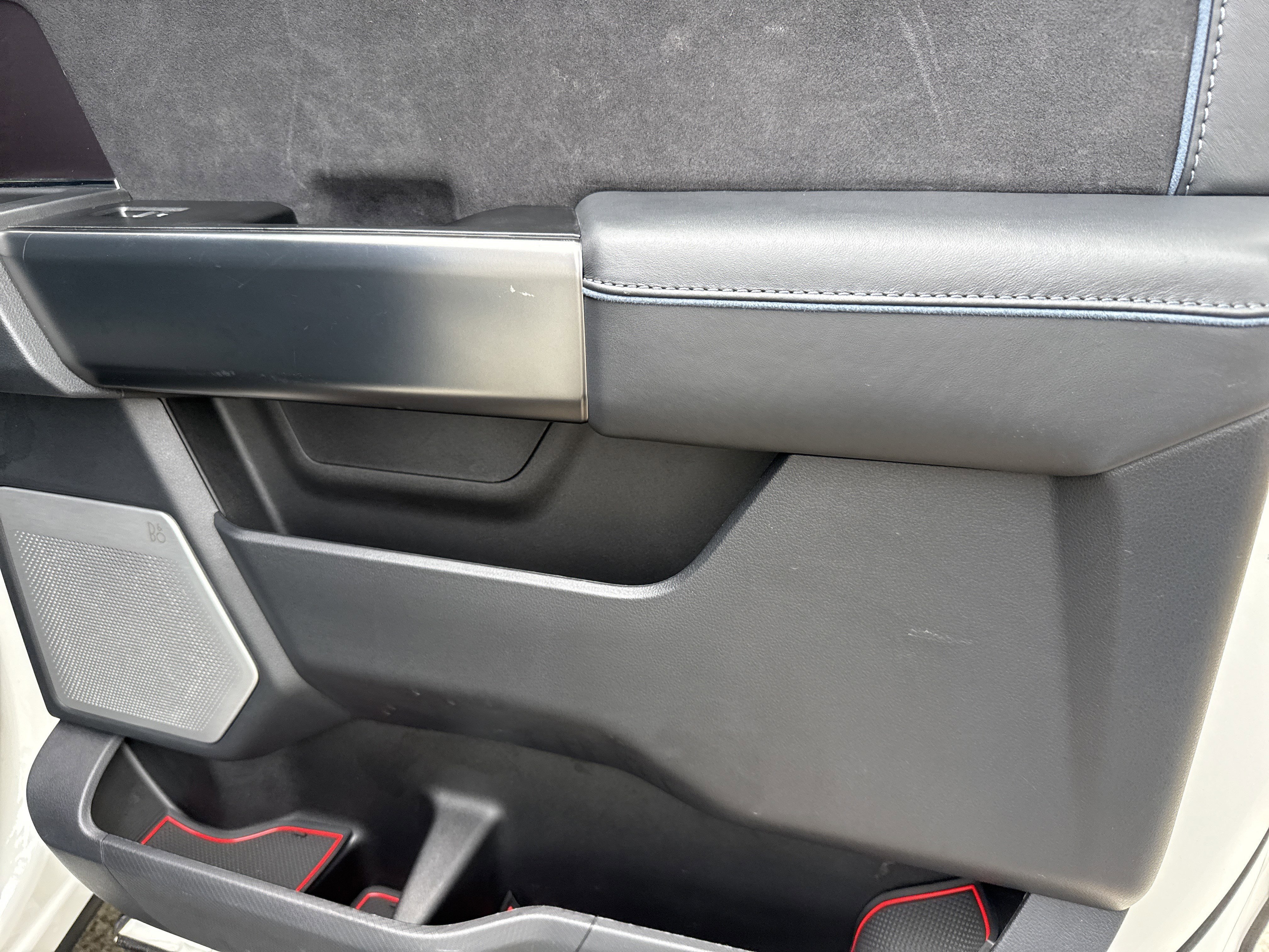 Used 2024 White Metallic Ford Platinum image 16