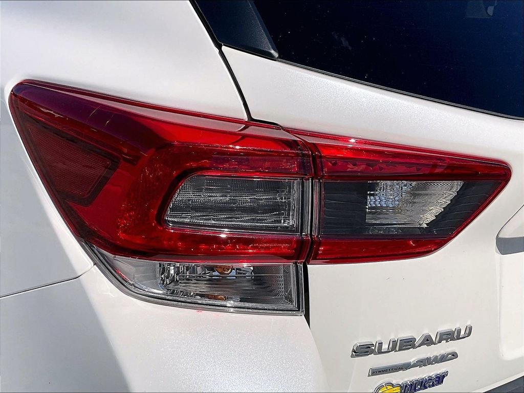Used 2023 Crystal White Pearl Subaru Premium image 31