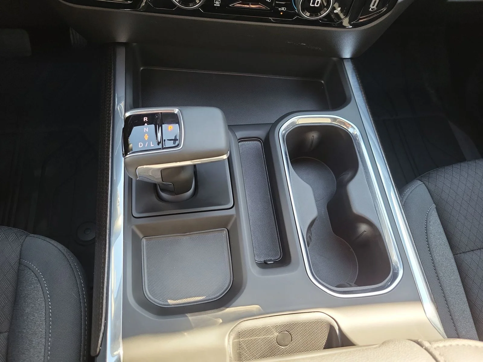 2025 Chevrolet Silverado 1500 RST - Photo 16