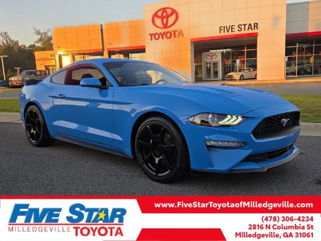 2022 Ford Mustang EcoBoost