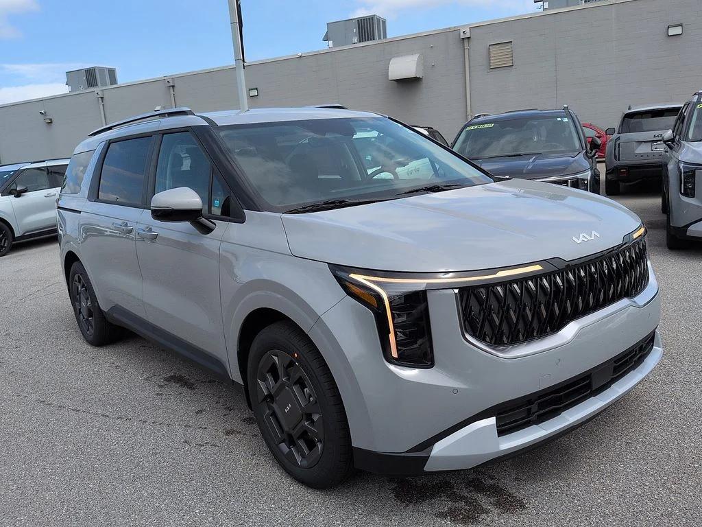 2026 Kia Sedona EX HEV's photo