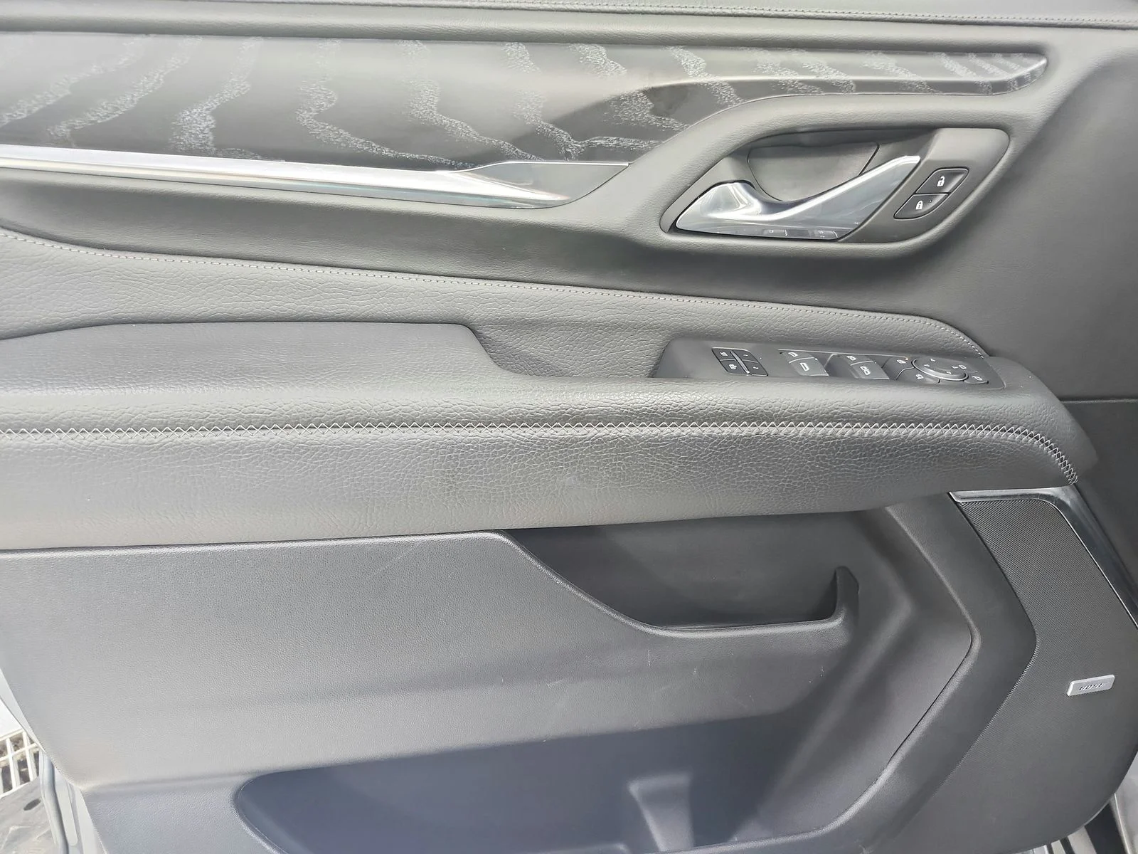 Used 2023 Silver GMC Denali image 41