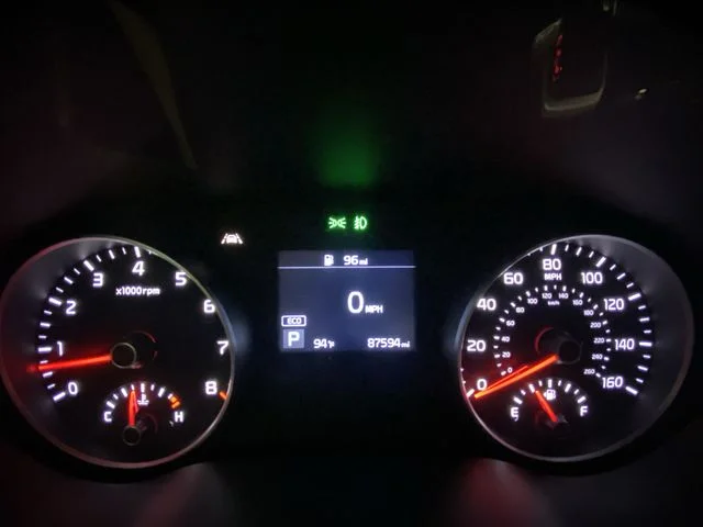 Used 2022 Silver Kia Nightfall image 15