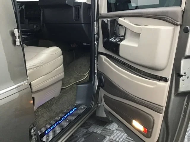 Used 2023 Special Exterior Color Chevrolet WT image 39