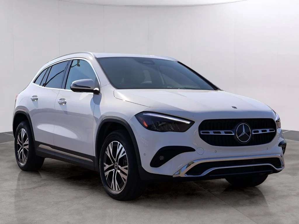 Used 2026 Polar White Mercedes-Benz GLA 250 image 3