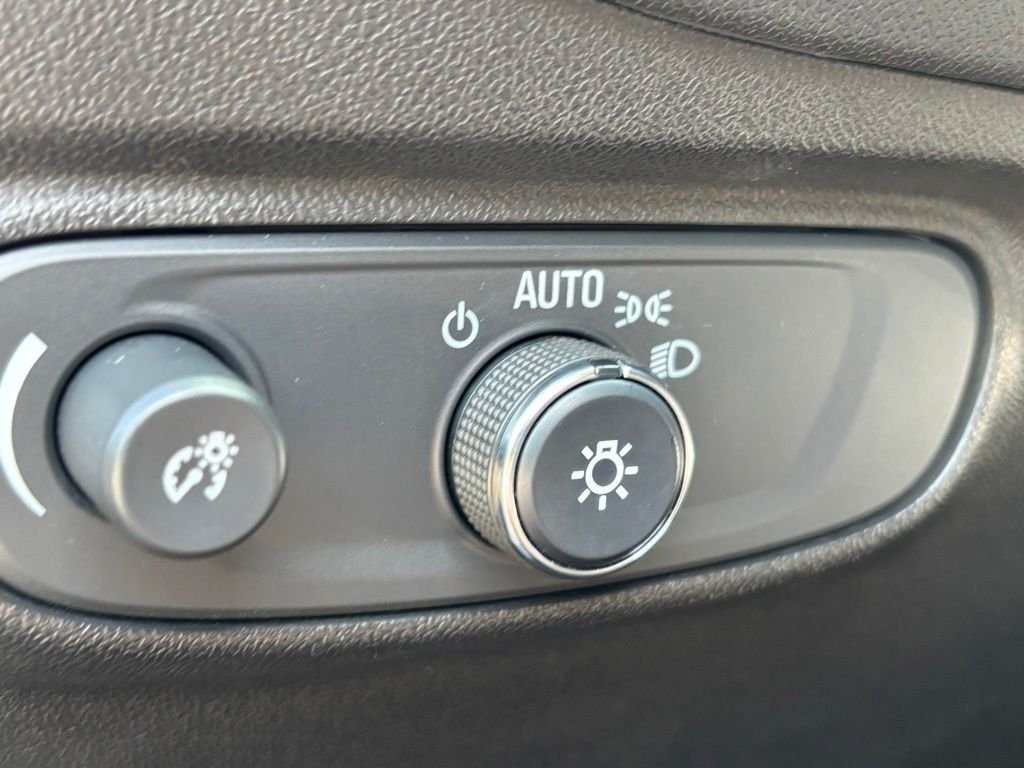 Used 2020 Brown Chevrolet LT image 27