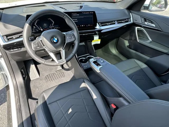 New 2027 White BMW xDrive28i image 10