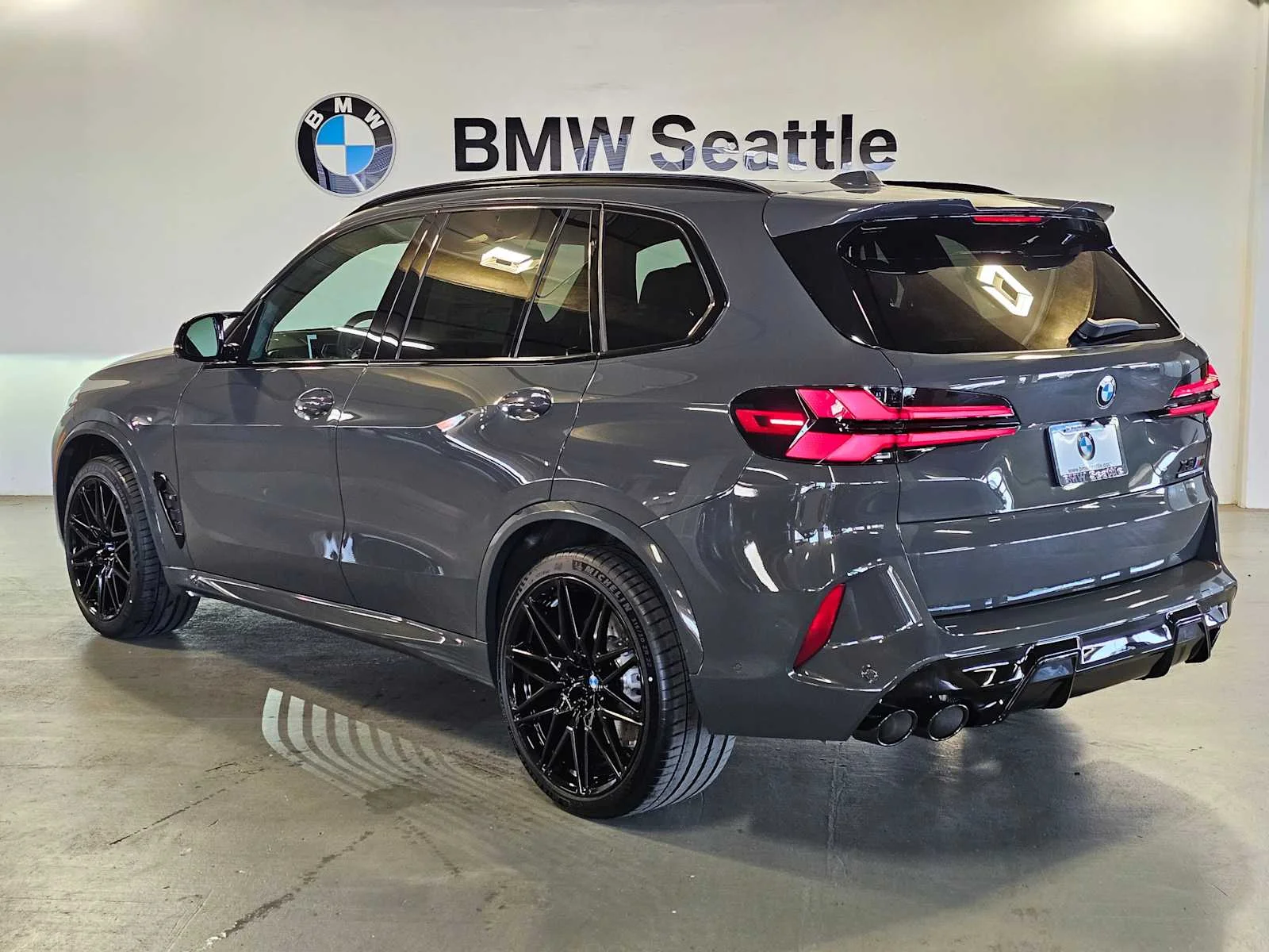 New 2026 Dravit Grey Metallic BMW Competition image 4