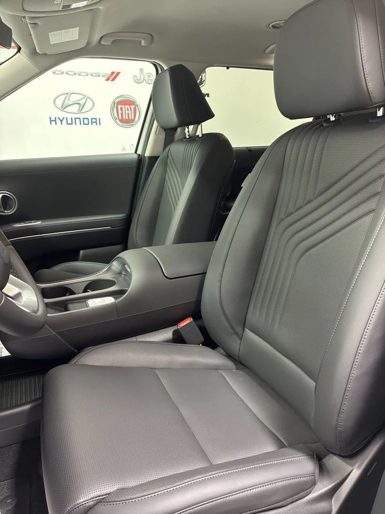 New 2026 White Hyundai SEL image 11