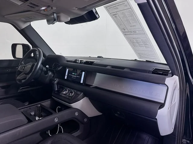 Certified Used 2023 Black Land Rover SE image 31