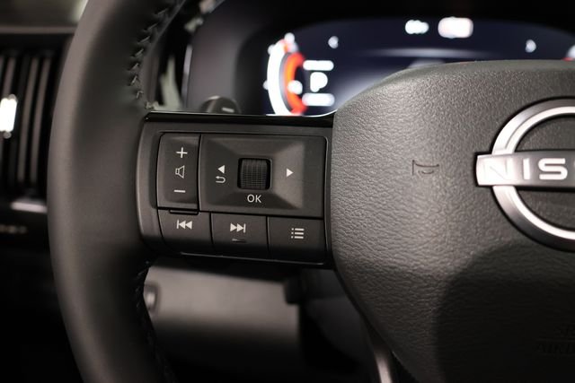 New 2026 Black Nissan Platinum image 21