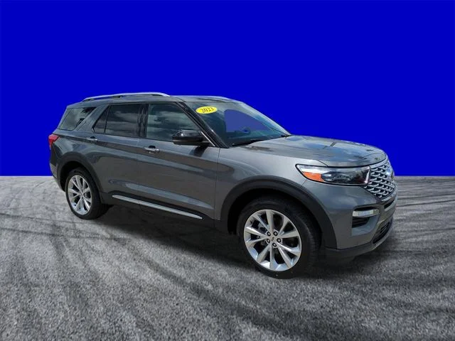 Certified Used 2023 Carbonized Gray Metallic Ford Platinum image 2