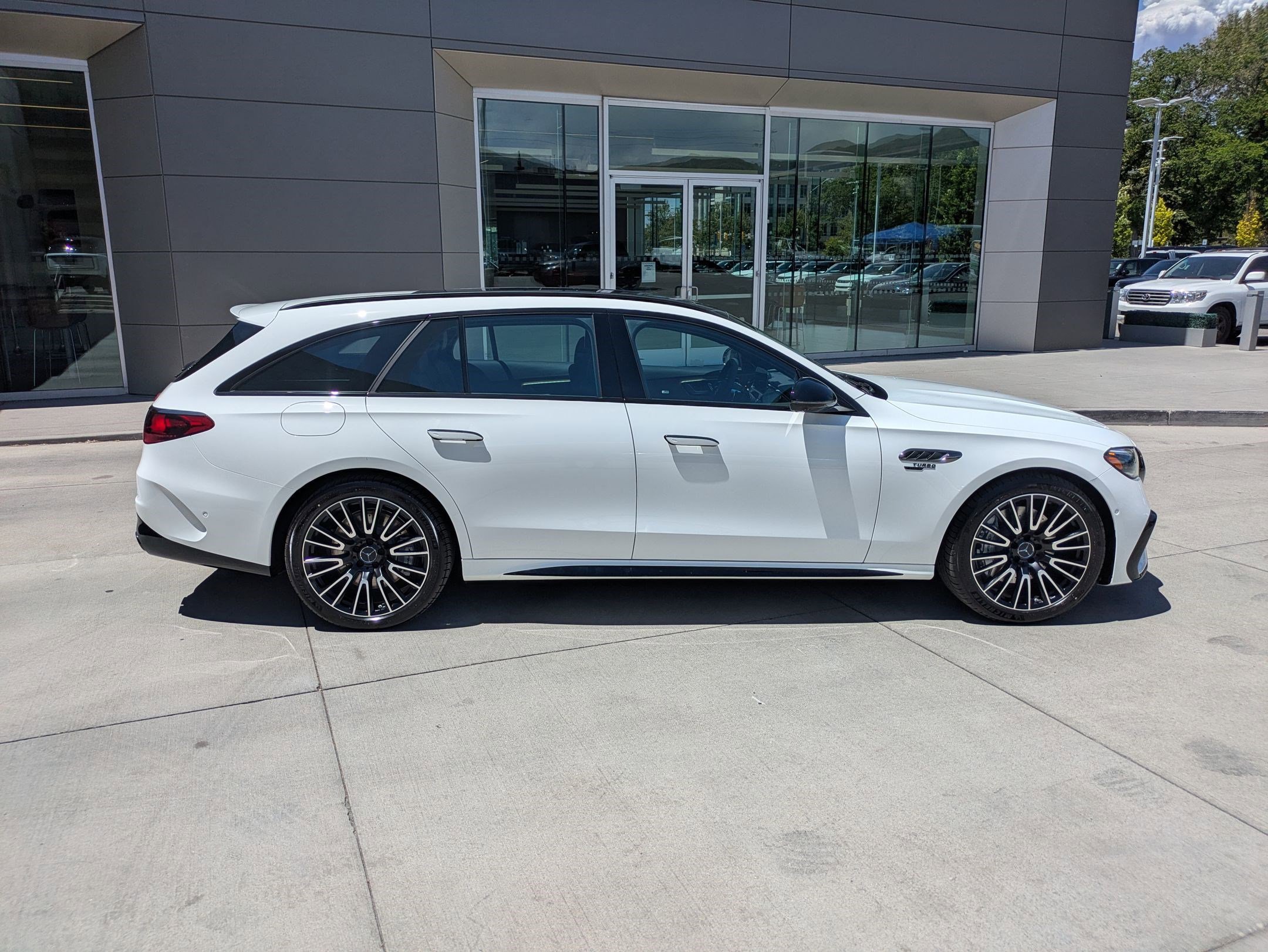 New 2026 Polar White Mercedes-Benz AMG® E 53 E image 2