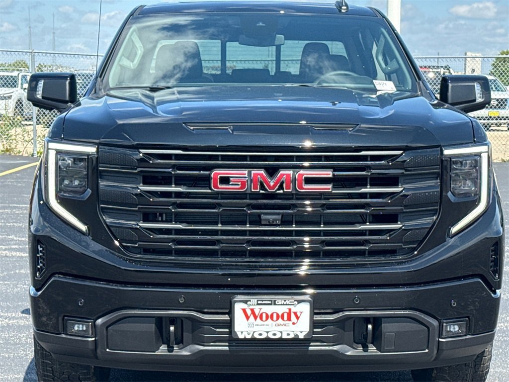2026 GMC SIERRA - Image 2