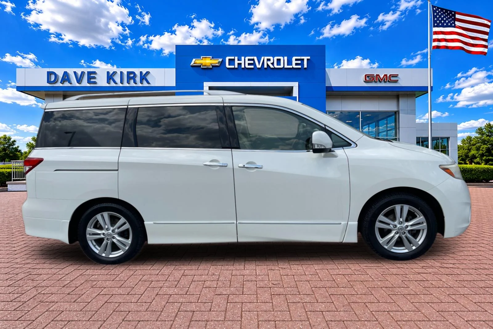Used 2014 White Nissan 3.5 SL image 2