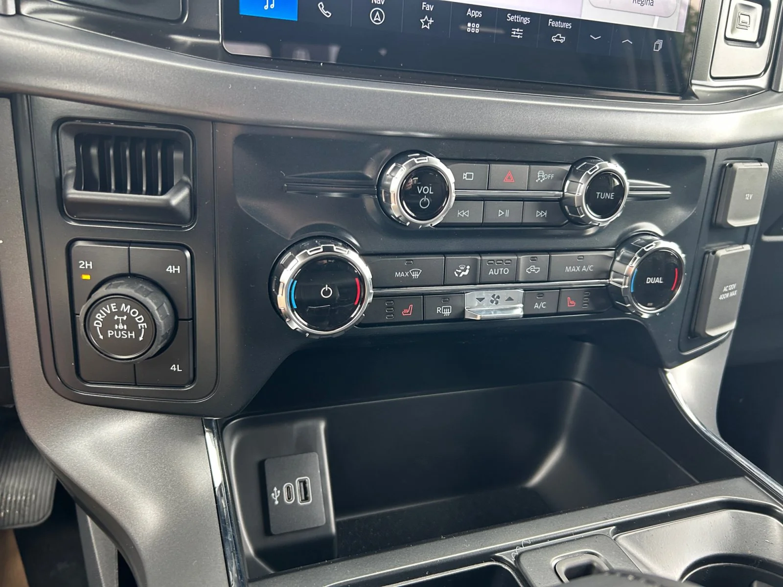 New 2026 Oxford White Ford XLT image 22