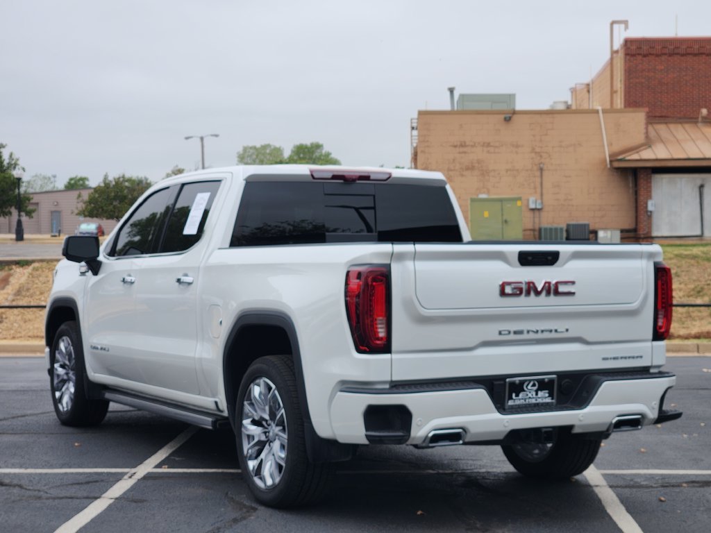 Used 2025 White GMC Denali image 7