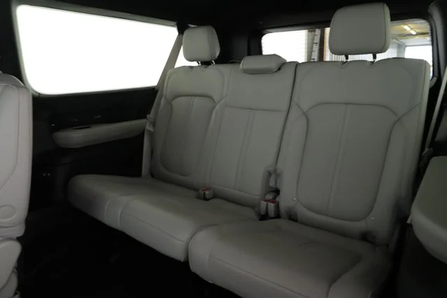Used 2025 Black Jeep Series III image 32