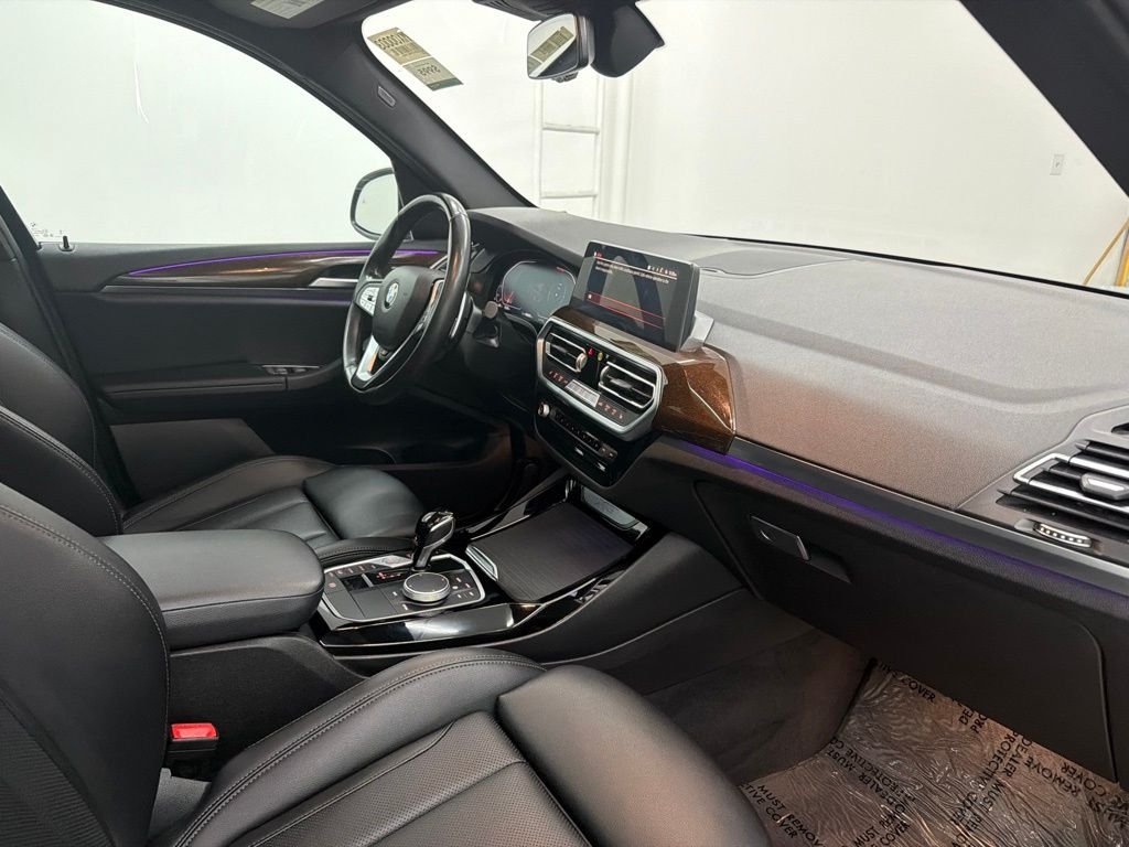 Used 2023 Gray BMW xDrive30i image 33