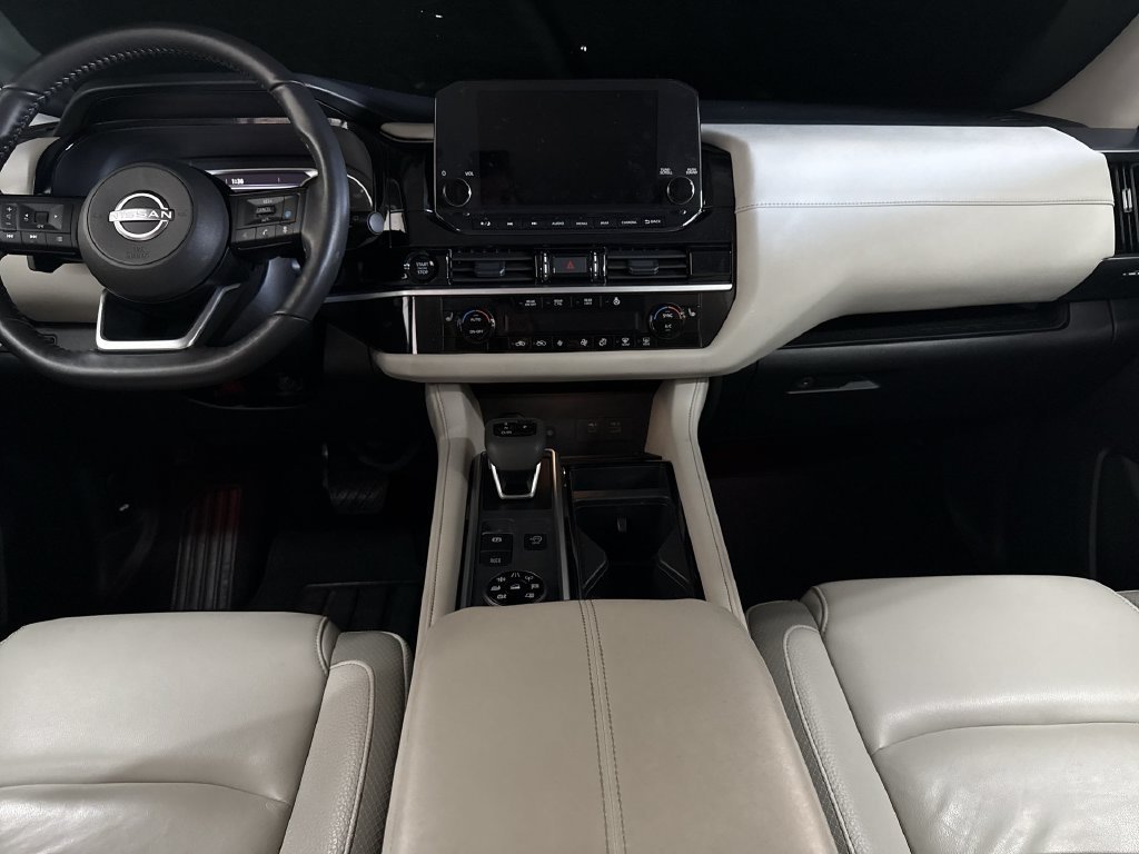 Used 2025 Super Black Nissan SL image 21