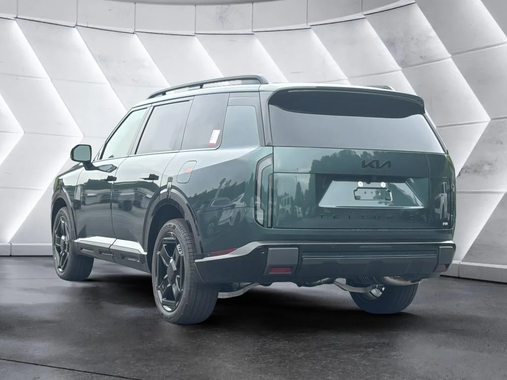 New 2027 Black Jade Green Kia X-Line EX image 7