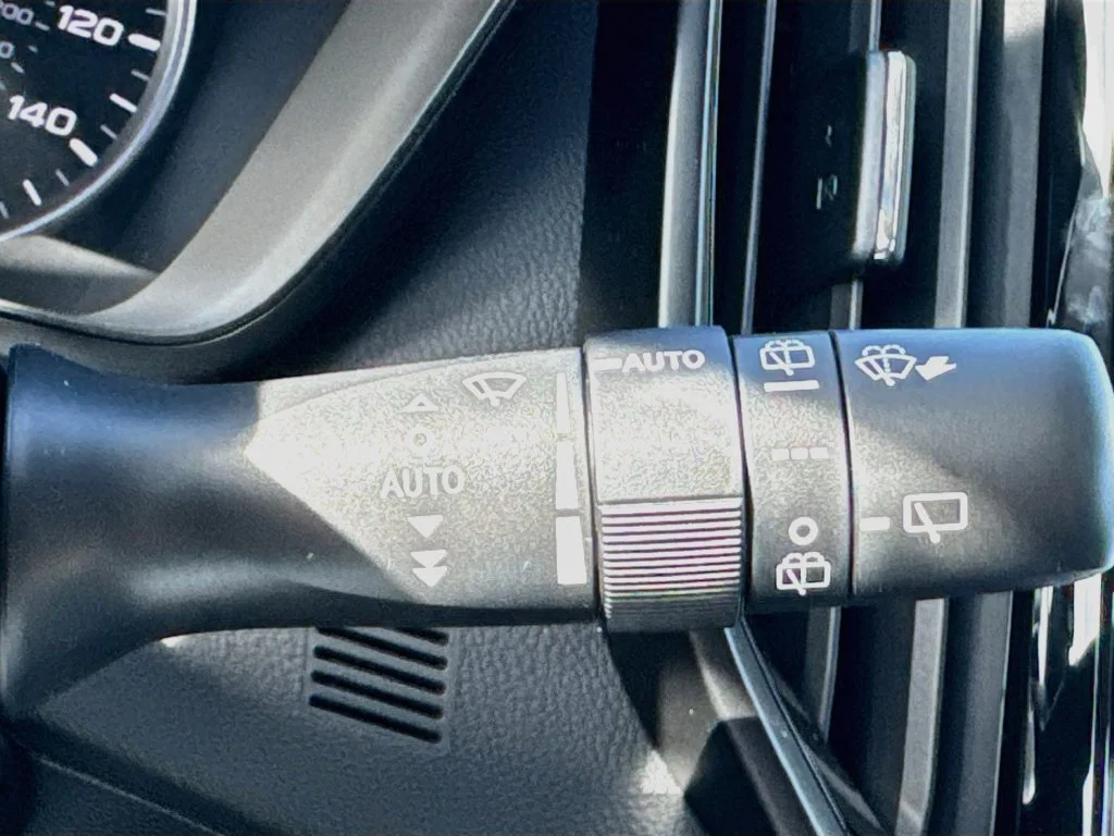 New 2027 Silver Subaru Onyx Edition Touring image 14