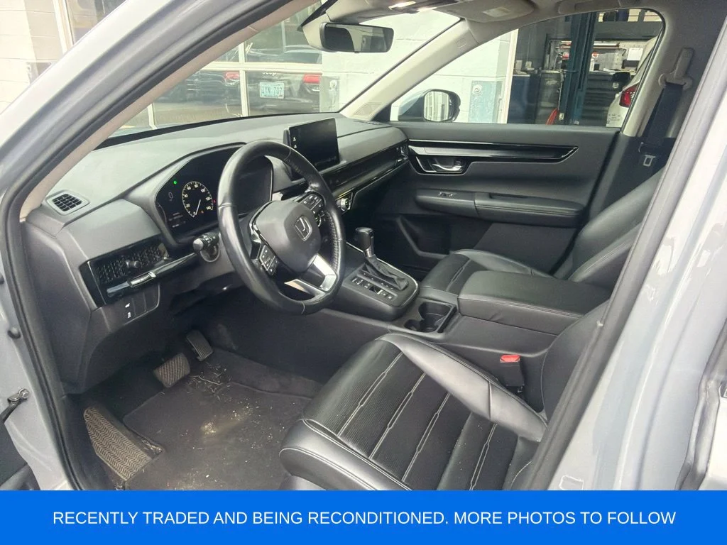 Used 2024 Gray Honda EX-L image 3
