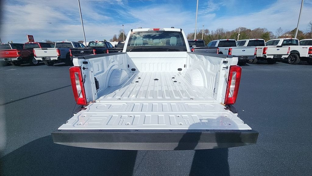 New 2026 Oxford White Ford F-250® XL image 28