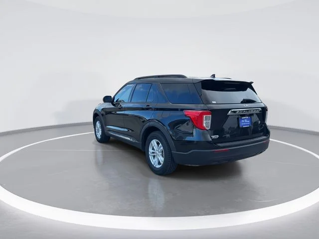Used 2022 Black Ford XLT image 5