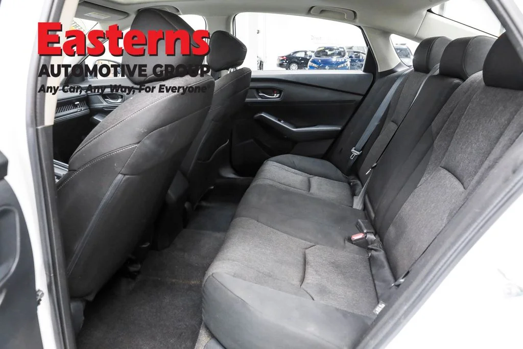 Used 2024 White Honda EX image 21