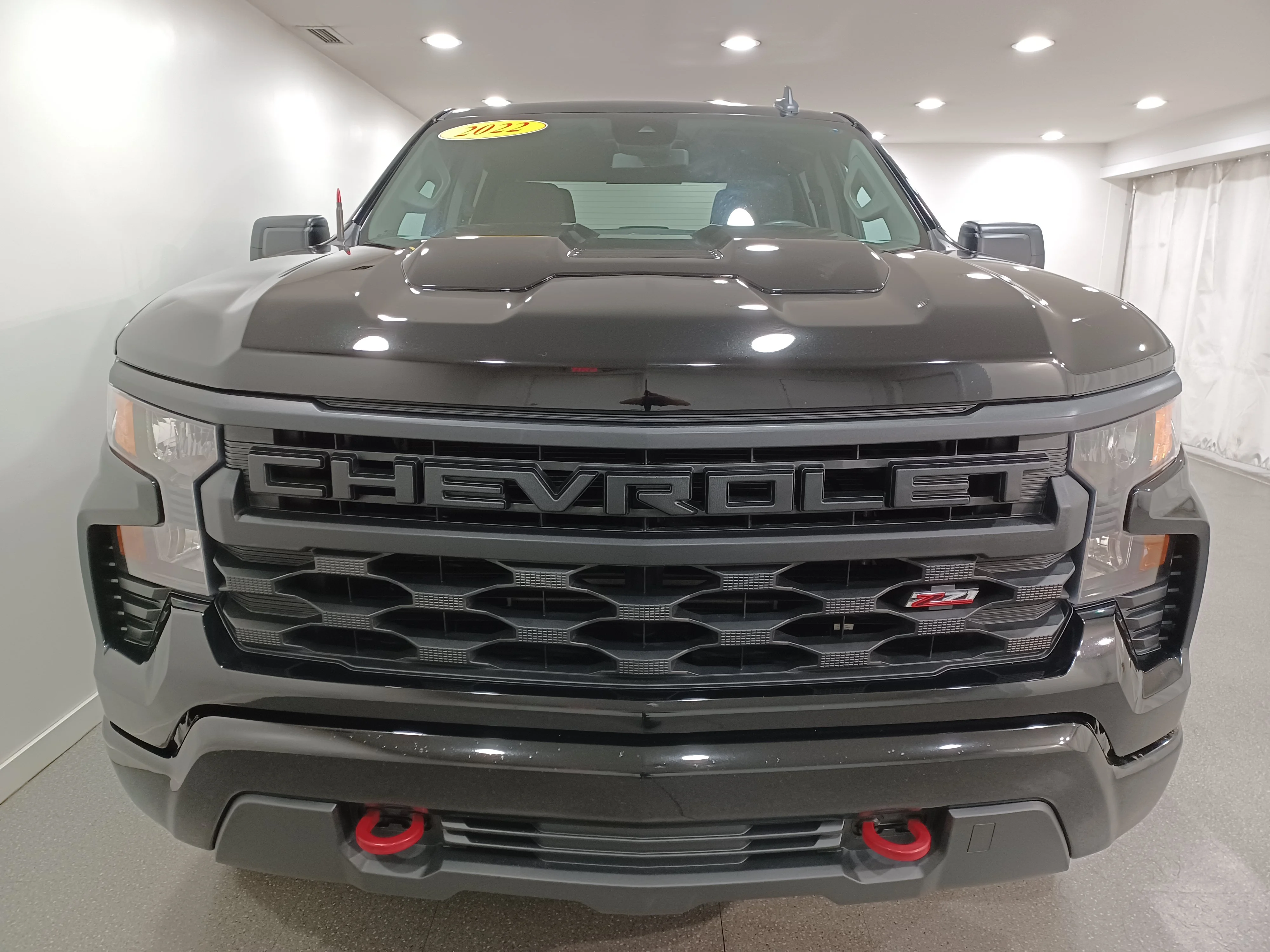 Used 2022 Black Chevrolet Custom Trail Boss 4WD*6 Pass | Adaptive Cruise | Remote Start | Tow Pkg | Park Assist | CarPlay image 3