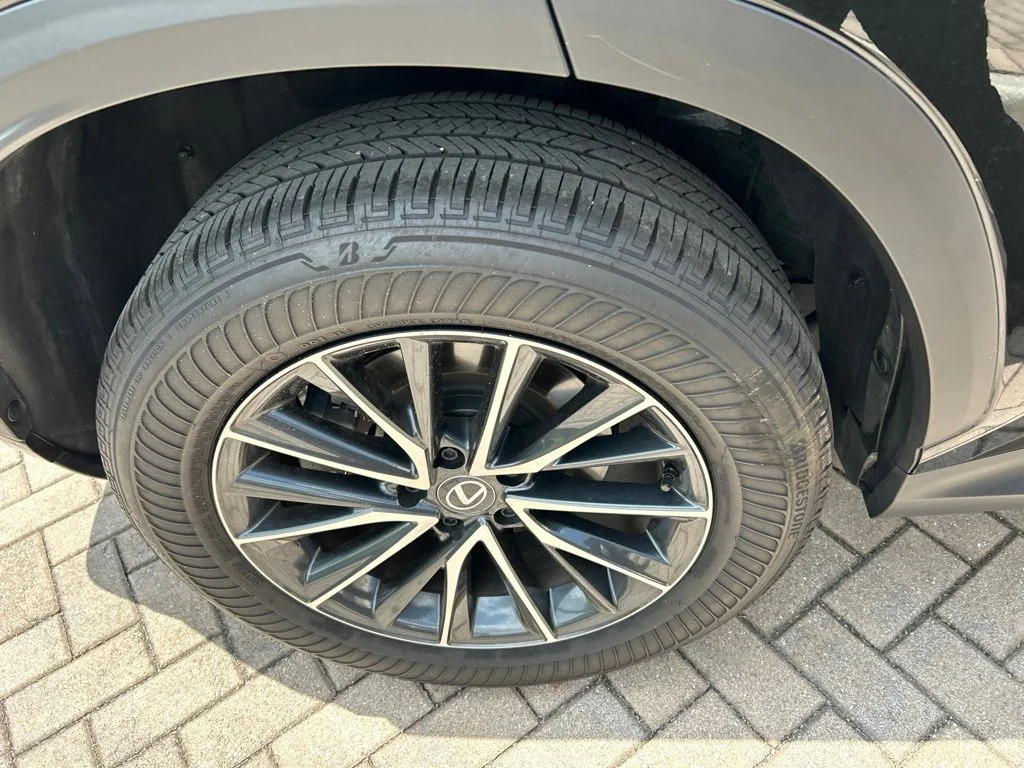 Certified Used 2025 CAVIAR Lexus 250 Premium image 10