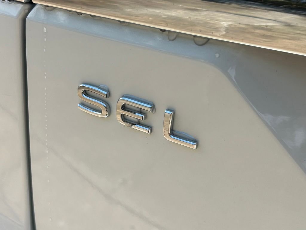 New 2026 White/off-white Volkswagen 2.0T SEL Premium R-Line image 47