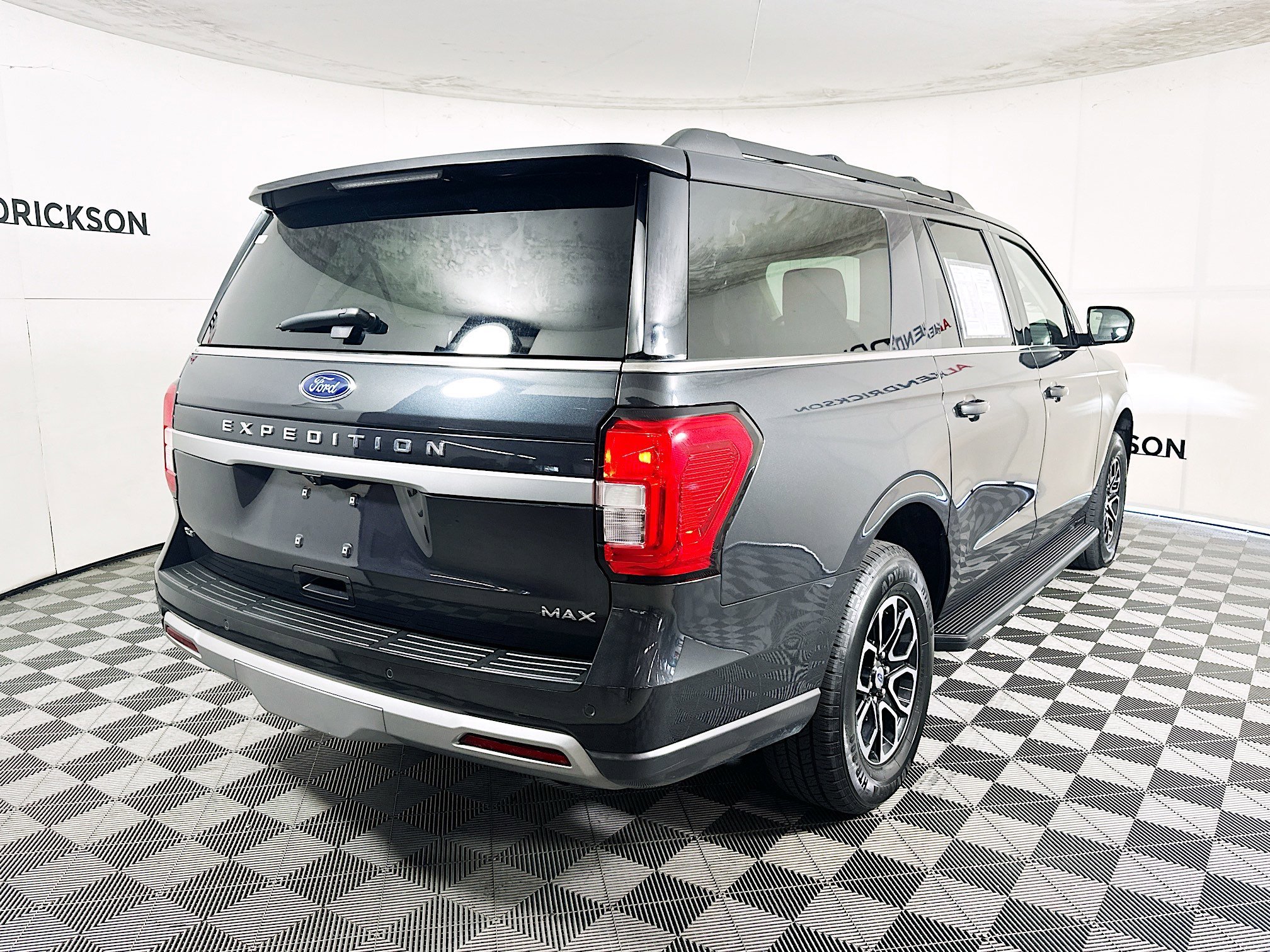 2024 Ford Expedition thumbnail 5