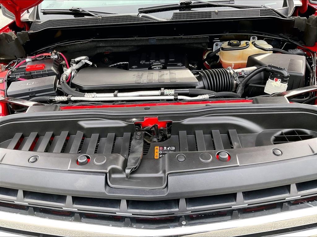 Used 2022 Red Hot Chevrolet LT (2FL) image 28