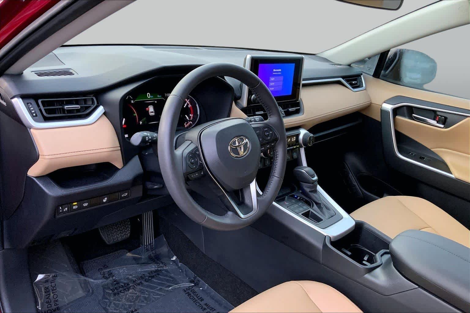 Used 2024 Ruby Flare Pearl Toyota XLE Premium image 17