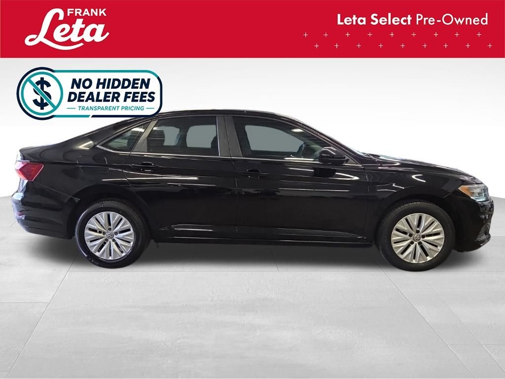 Used 2019 Black Uni Volkswagen  image 8