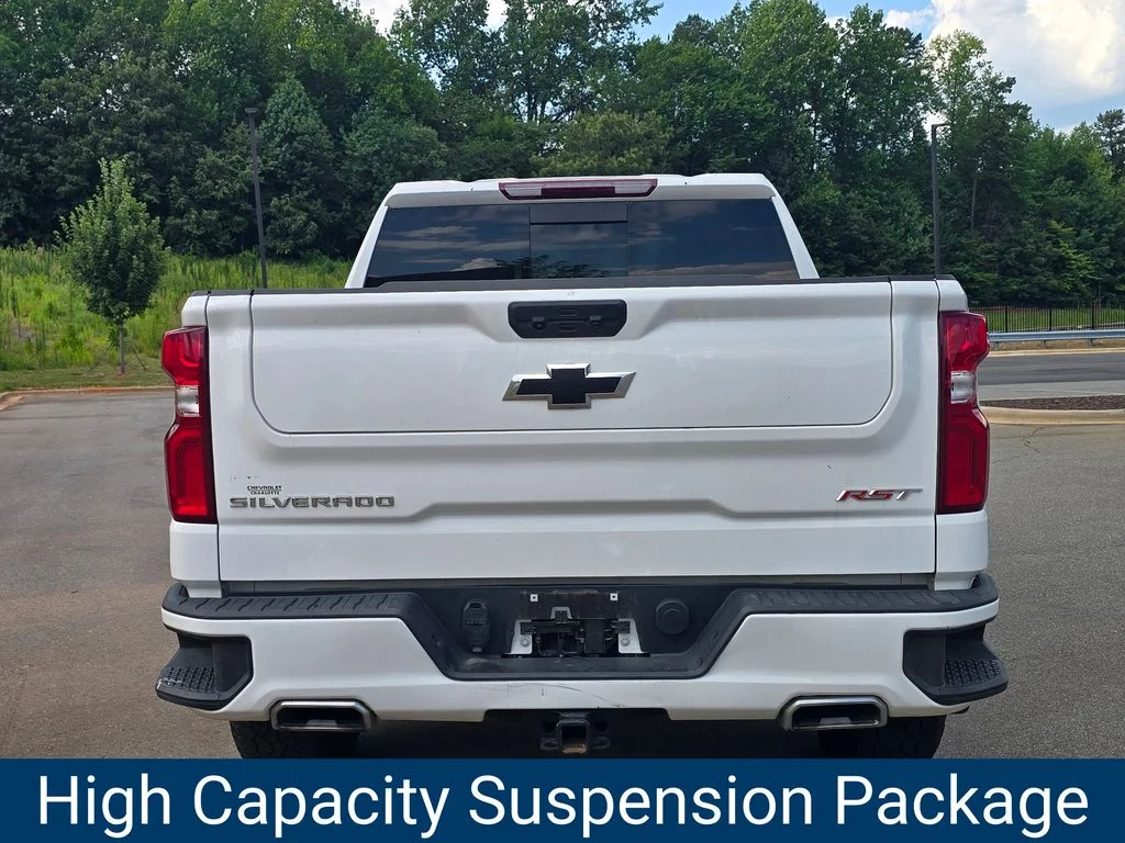 Used 2025 White Chevrolet RST image 5