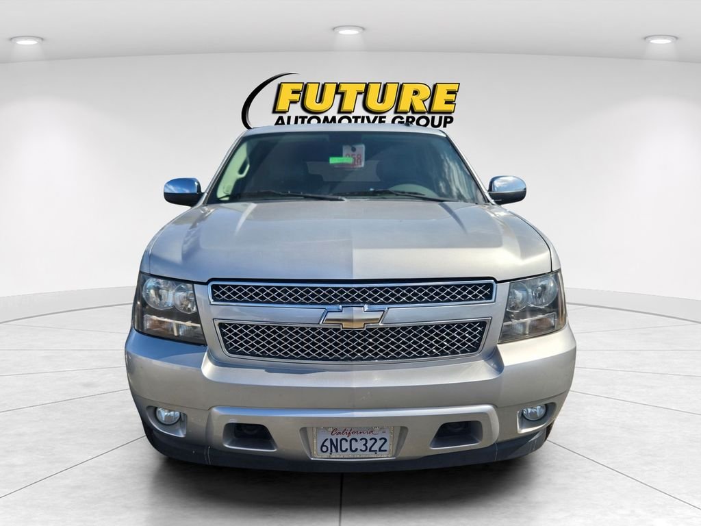 Used 2010 Silver Chevrolet LTZ image 2