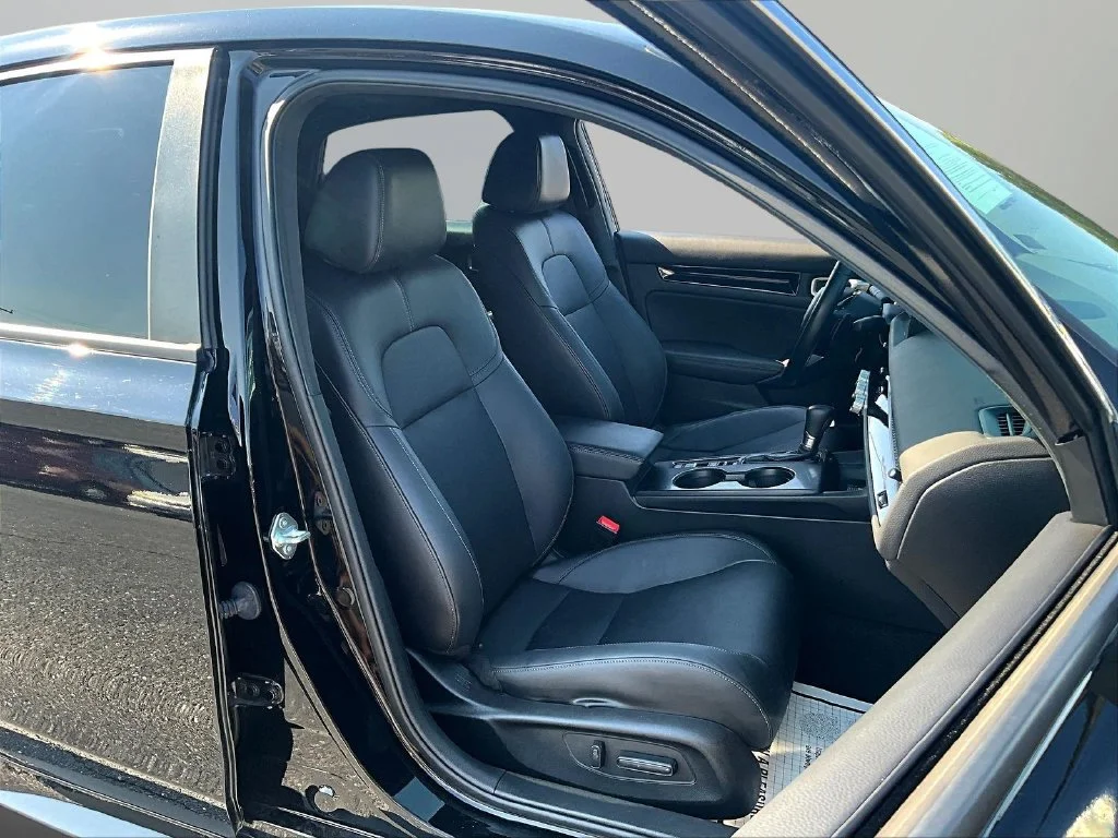 Used 2024 Black Honda Sport Touring image 31