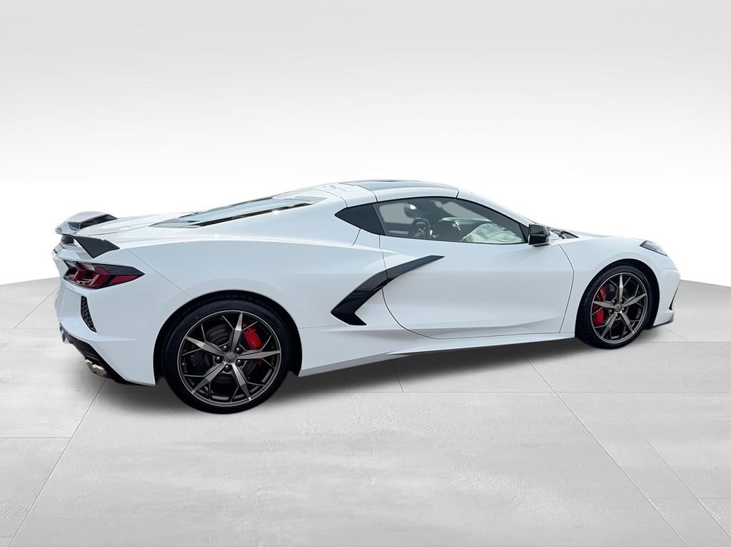 Used 2020 White Chevrolet Stingray image 9