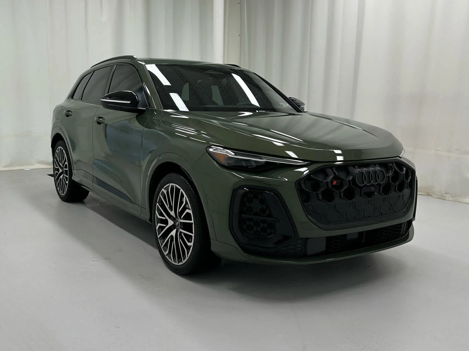 2025 Audi New SQ5 Premium Plus