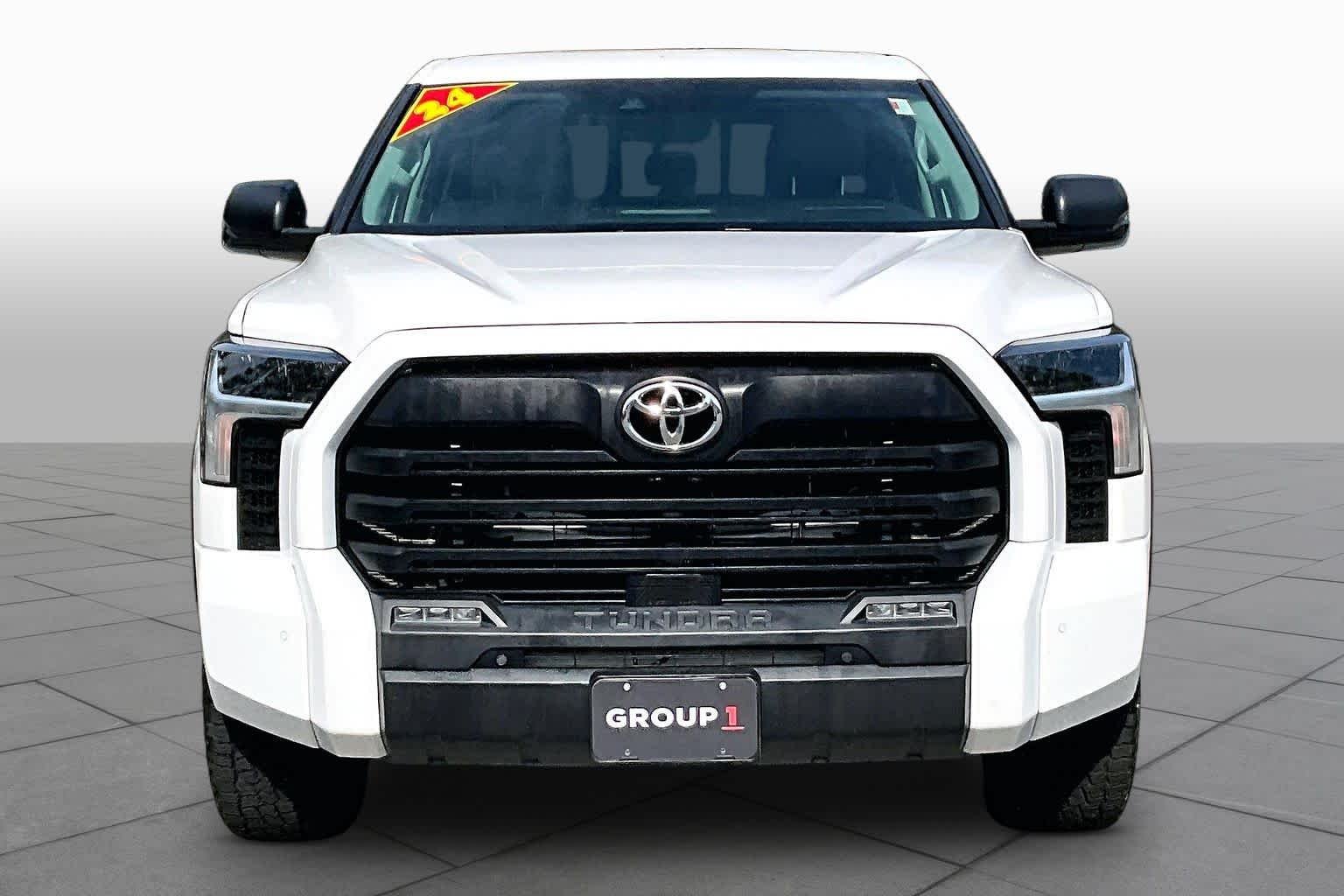 Used 2024 Ice Cap Toyota SR5 image 4