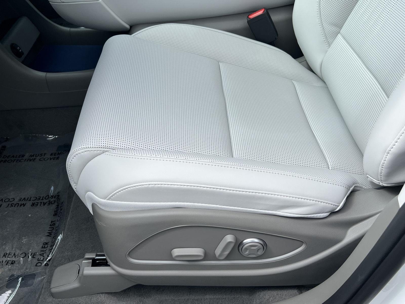 New 2026 Creamy White Pearl Hyundai SEL Premium 8P image 30